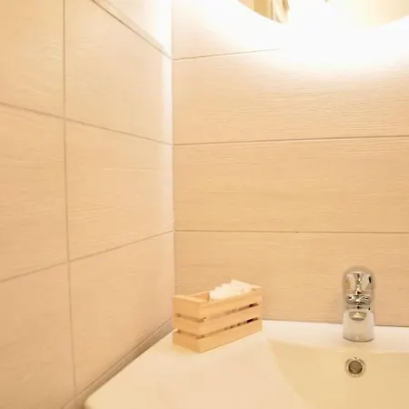 Turris - Rivareno Centro Storico * Boloňa