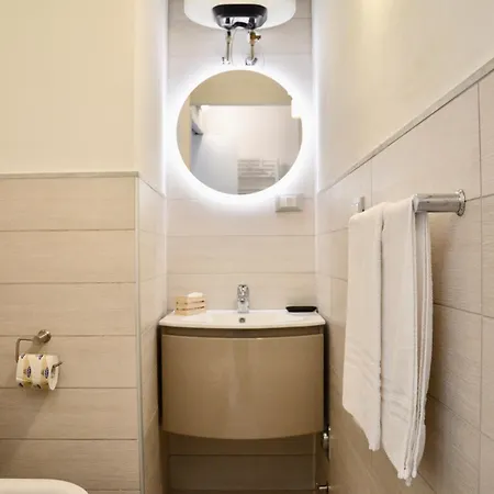 Turris - Rivareno Centro Storico Boloňa